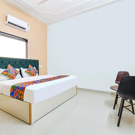 Fabhotel Prince 24 Mohali Exteriör bild