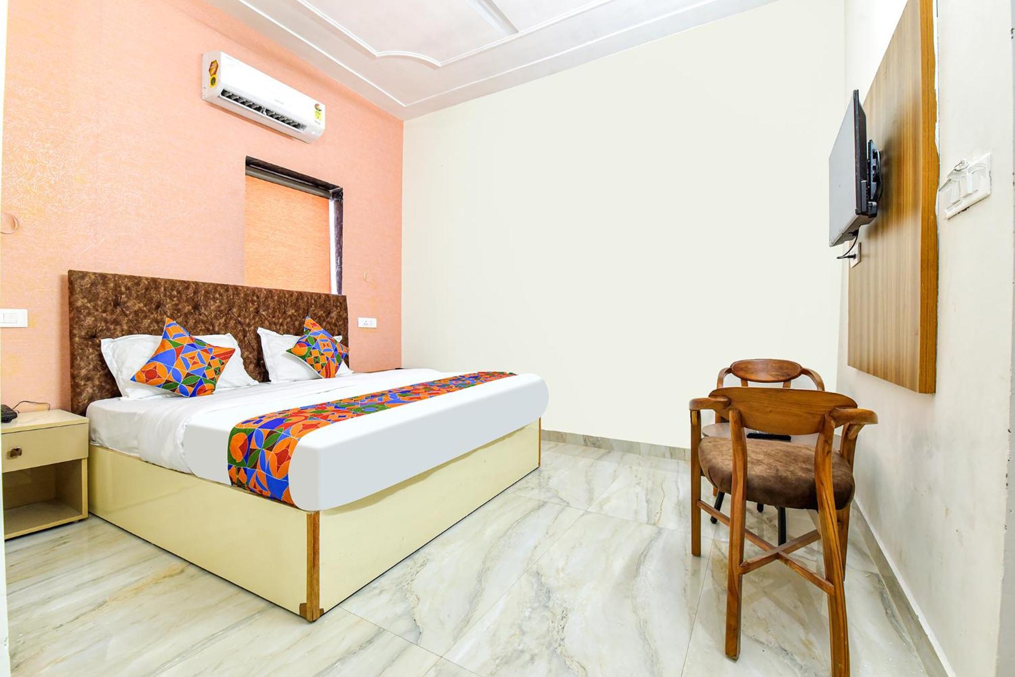 Fabhotel Prince 24 Mohali Exteriör bild
