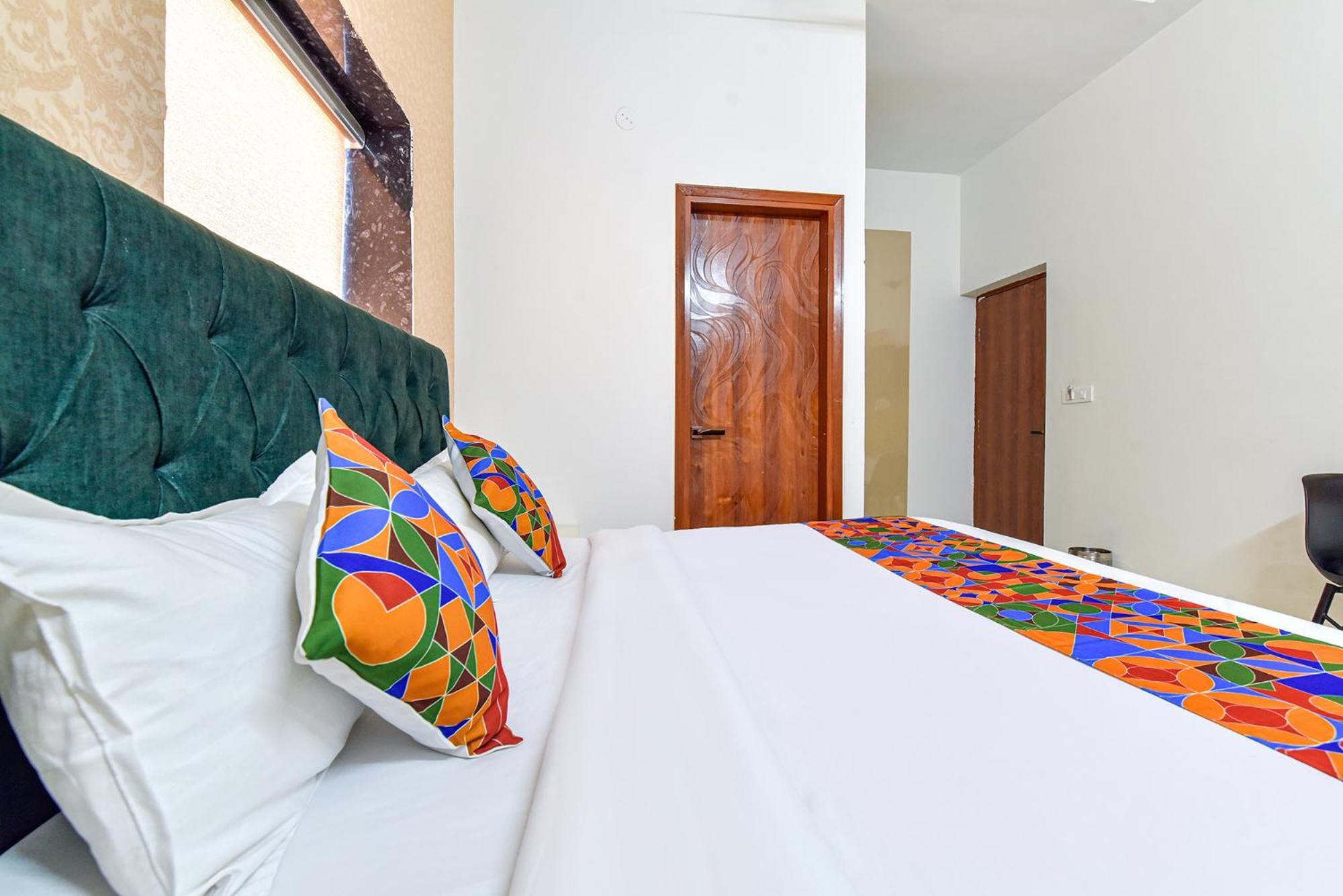 Fabhotel Prince 24 Mohali Exteriör bild