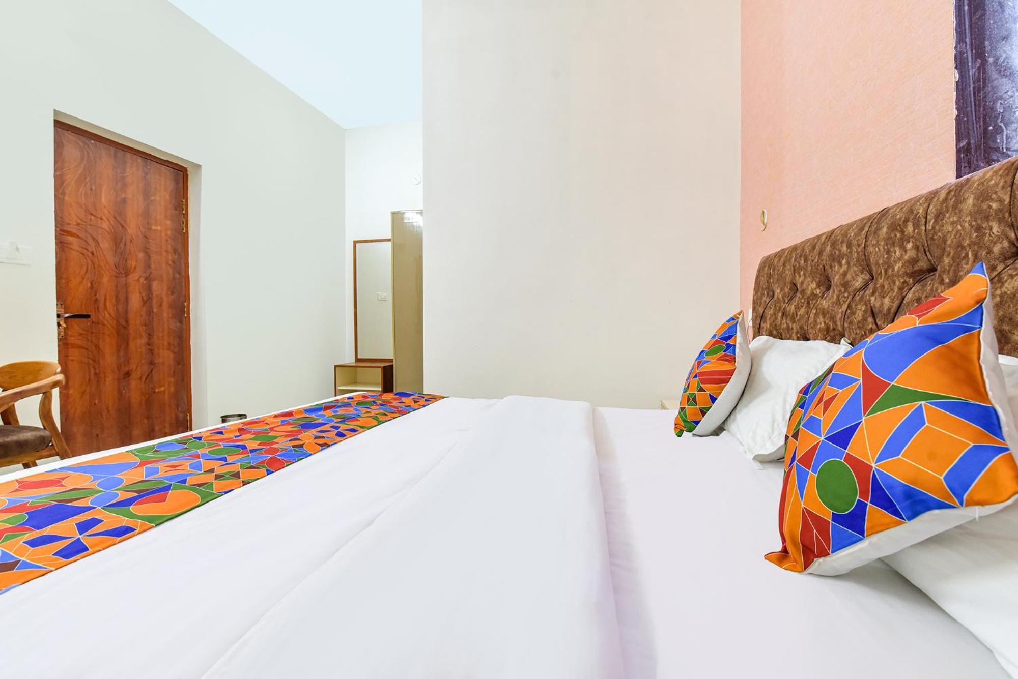 Fabhotel Prince 24 Mohali Exteriör bild
