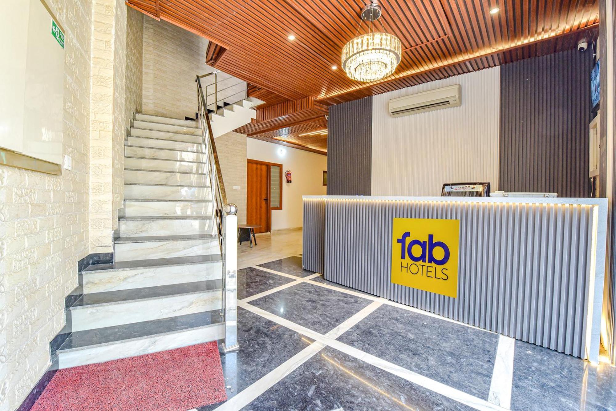 Fabhotel Prince 24 Mohali Exteriör bild